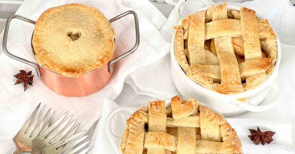 Apple Pie with Vegan Pie Crust