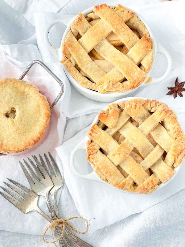 Apple Pie with Vegan Pie Crust