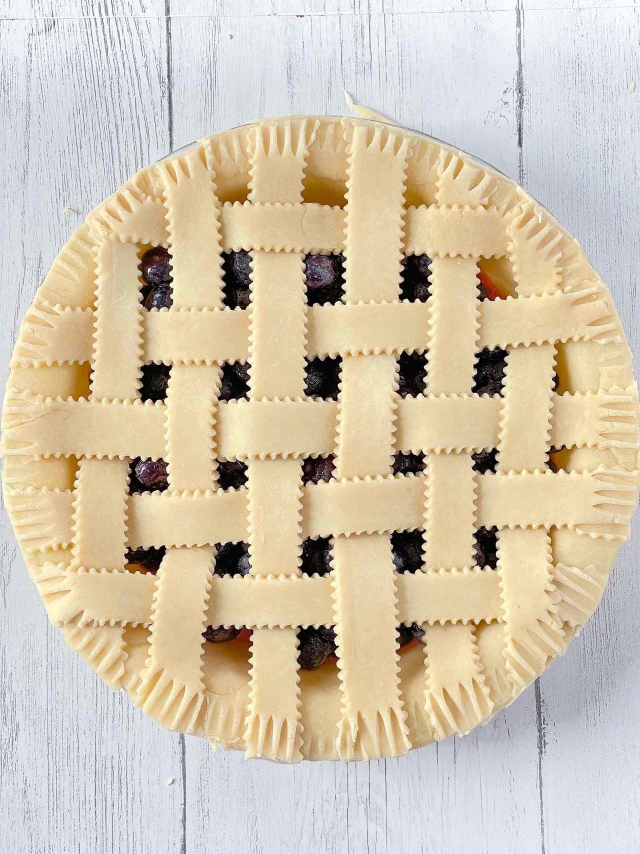 How to Make Lattice Pie Crust (tutorial) Basil Food Journal