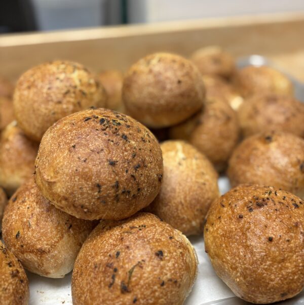 DINNER ROLLS